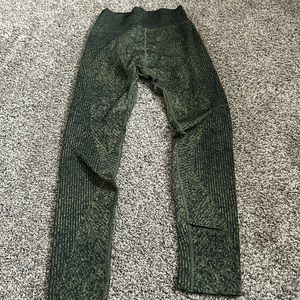 Lululemon wunder under thicker leggings